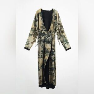 Zara Black and Green Long Sleeve Dress with Tie Belt